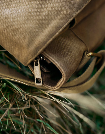 SAY YES TO NEW ADVENTURES - MESSENGER BAG